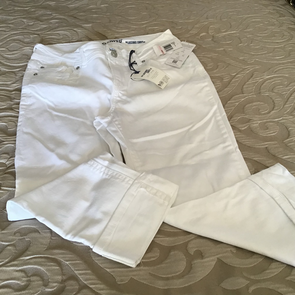 White Crop Cuffed Pants